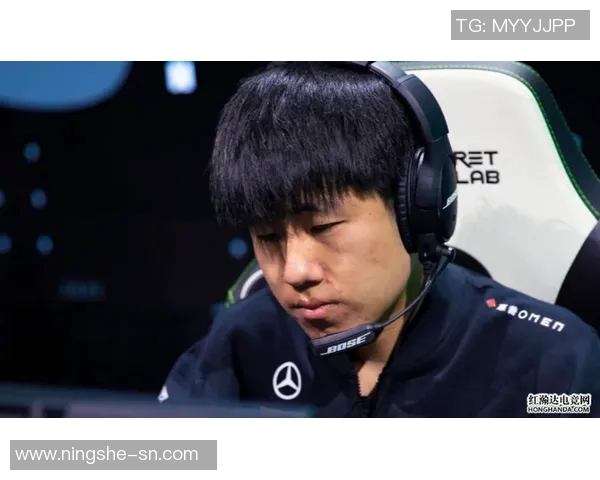 V5与RNG赛后复盘技术分析揭示双方战术博弈与关键决策 V5与RNG赛后复盘技术分析揭示双方战术博弈与关键决策