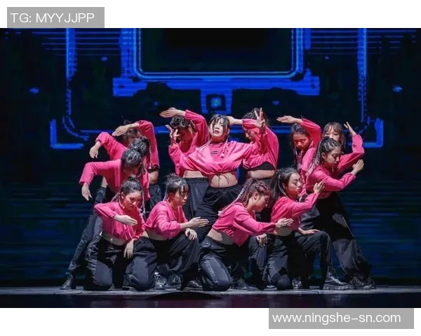 全国街舞大赛点评杭州飞盘队战术表现的精彩分析与启示 全国街舞大赛点评杭州飞盘队战术表现的精彩分析与启示