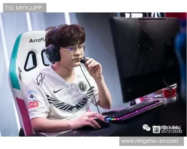 CSGO深度解析：V5战队意识与战术运用的全景剖析